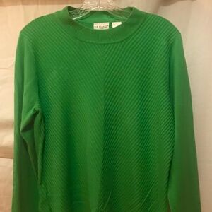 Luscious Soft Warm Spring-Green Mock TurtleNeck Sweater